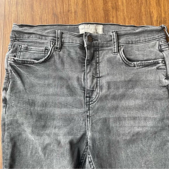 Free People Jeans Womens 29 Distressed Holes Busted Knee Faded Black Gray Skinny - Picture 8 of 14